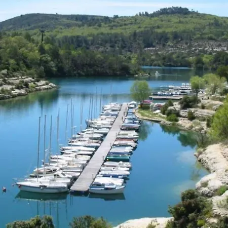 Maison Avec Terrasse 3min Du Lac Esparron/verdon * Esparron-de-Verdon