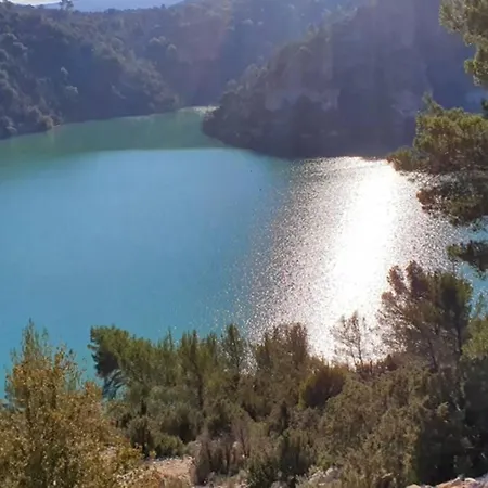 Maison Avec Terrasse 3min Du Lac Esparron/verdon Hébergement de vacances